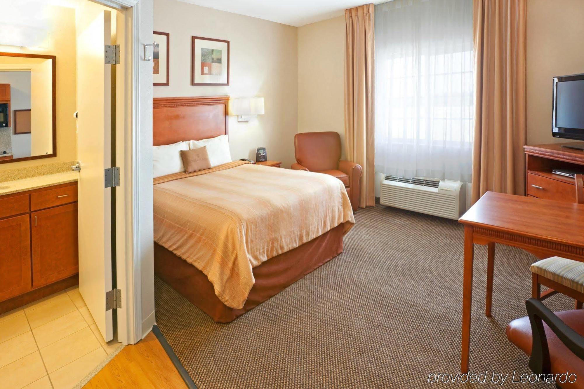 Candlewood Suites Dallas Fort Worth South By Ihg Room photo